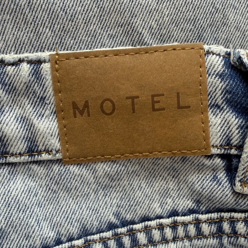 Motel Jeans – Light Wash, Size L (US 10 Approx) 100% cotton - Picture 7 of 17